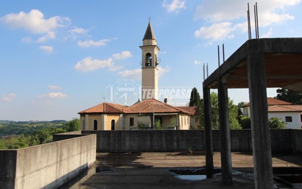 casa indipendente in vendita ad Inverigo