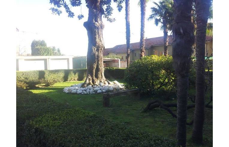 appartamento in vendita ad Inverigo in zona Romanò