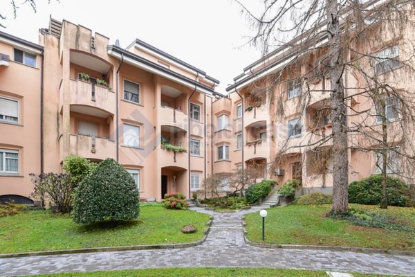 appartamento in vendita ad Inverigo