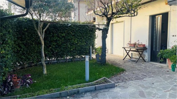 appartamento in vendita ad Inverigo