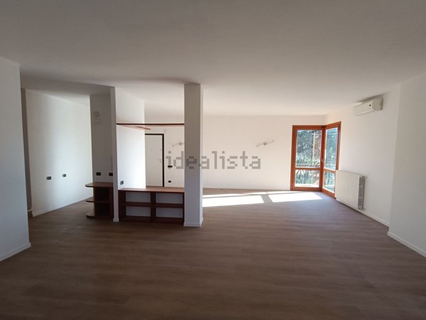 casa indipendente in vendita ad Inverigo