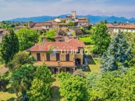 casa indipendente in vendita ad Inverigo