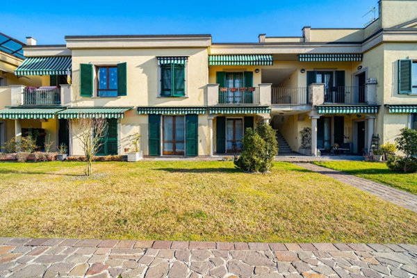 appartamento in vendita ad Inverigo