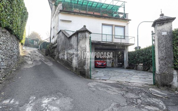 appartamento in vendita ad Inverigo