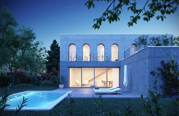 casa indipendente in vendita ad Inverigo