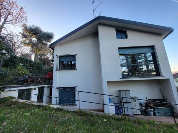 casa indipendente in vendita ad Inverigo