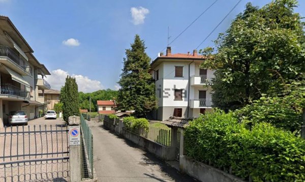 appartamento in vendita ad Inverigo