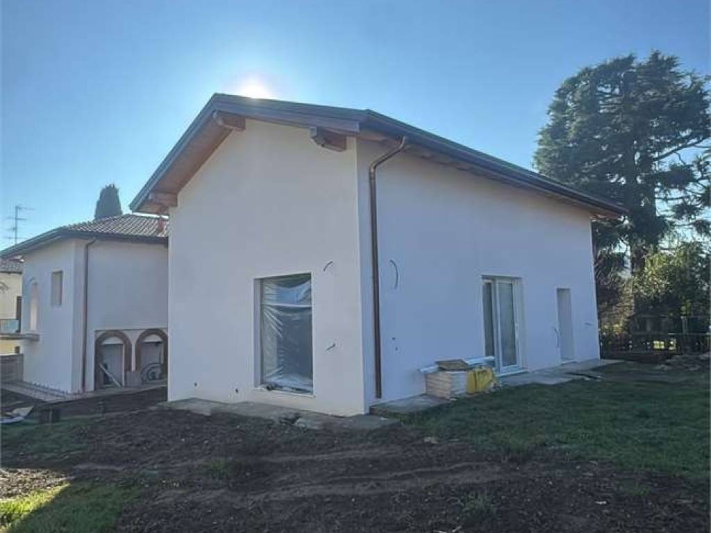 appartamento in vendita ad Inverigo