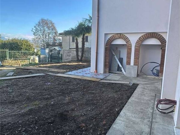 appartamento in vendita ad Inverigo