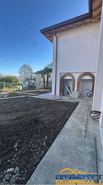 appartamento in vendita ad Inverigo