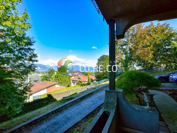casa indipendente in vendita ad Inverigo
