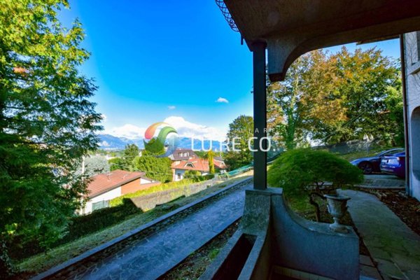 casa indipendente in vendita ad Inverigo