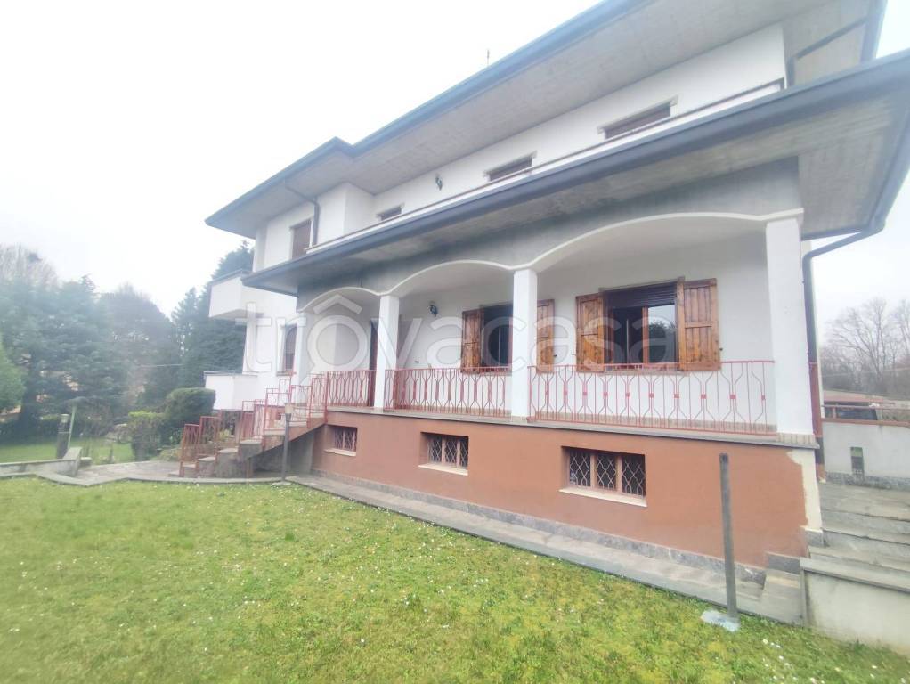 appartamento in vendita ad Inverigo