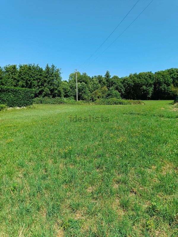 terreno edificabile in vendita ad Inverigo