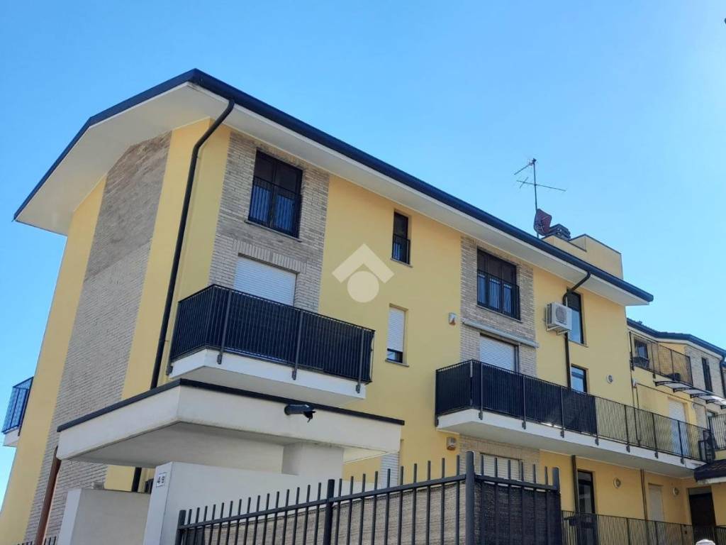 appartamento in vendita ad Inverigo