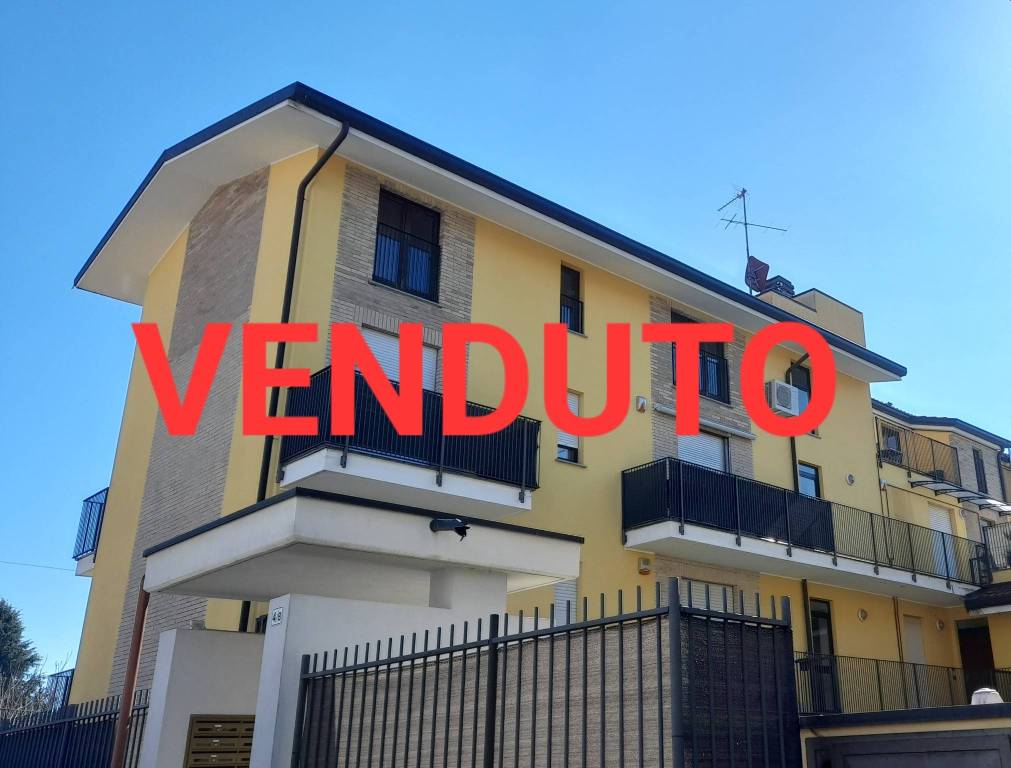 appartamento in vendita ad Inverigo