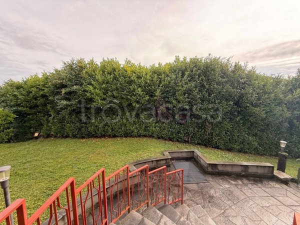 appartamento in vendita ad Inverigo