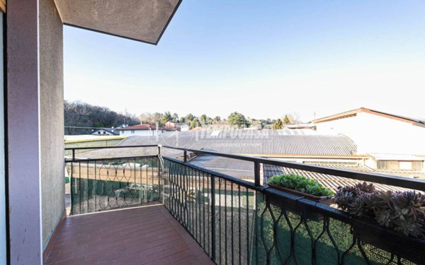 appartamento in vendita ad Inverigo