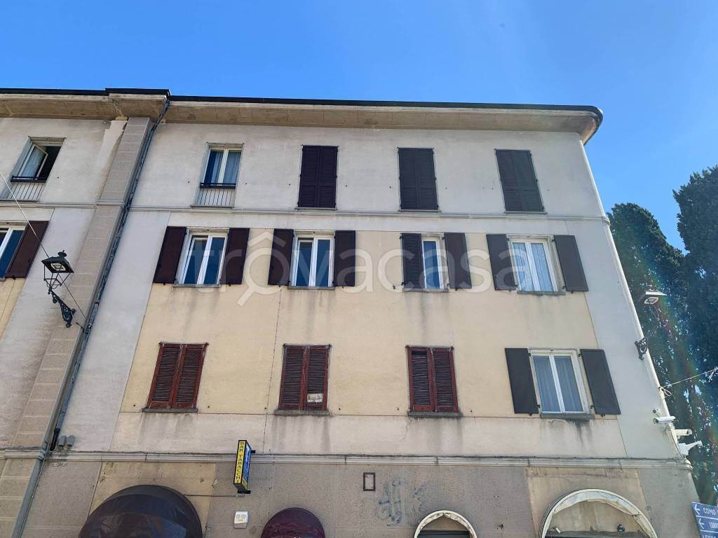 appartamento in vendita ad Inverigo