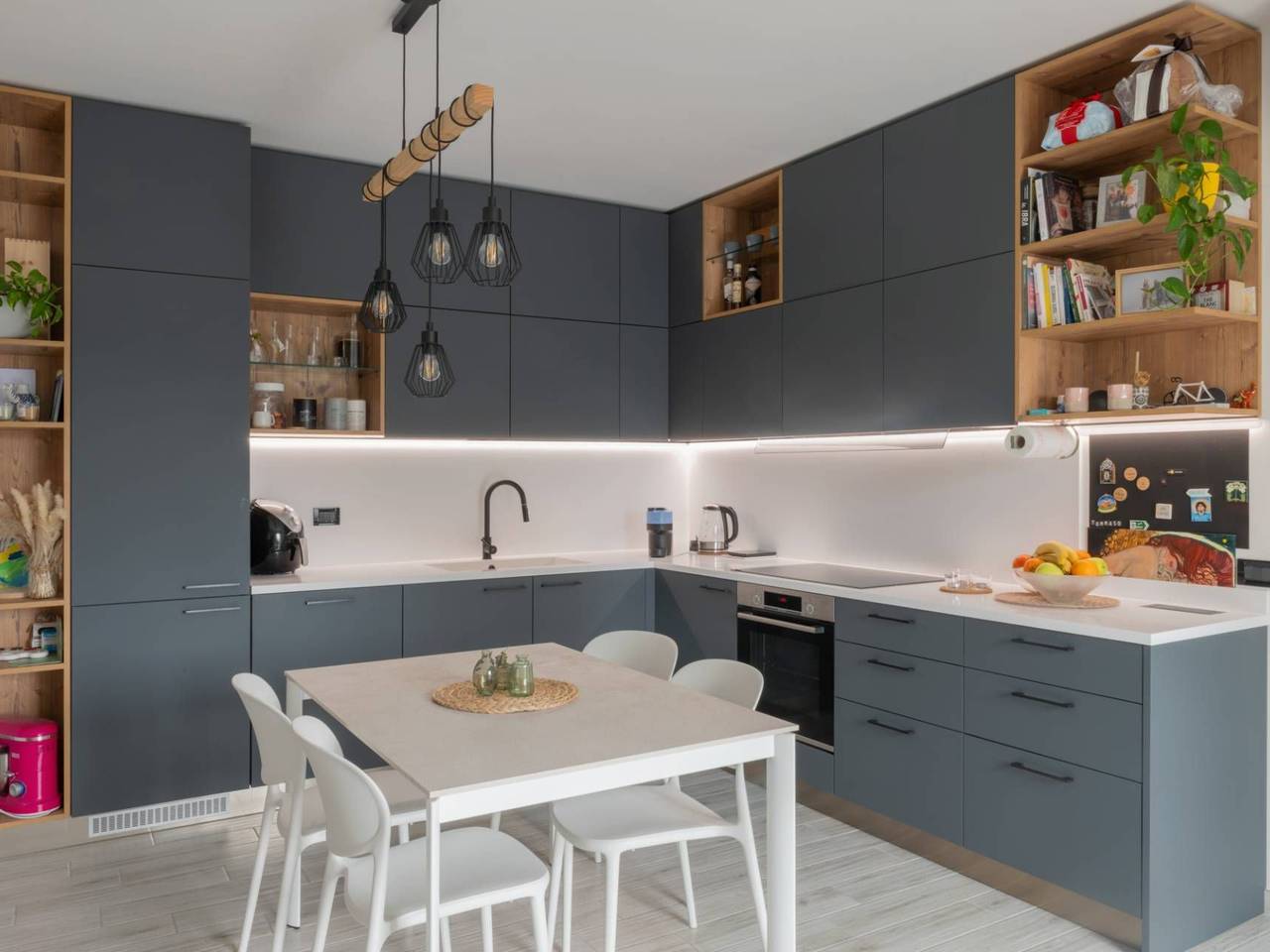 appartamento in vendita ad Inverigo in zona Cremnago