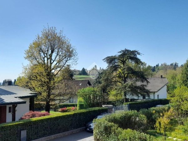 appartamento in vendita ad Inverigo