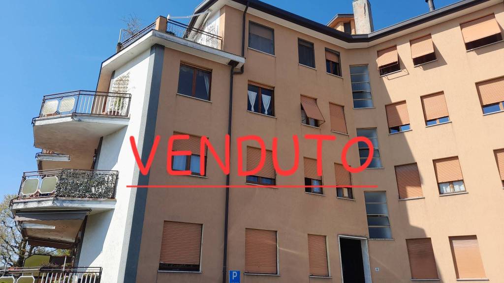appartamento in vendita ad Inverigo