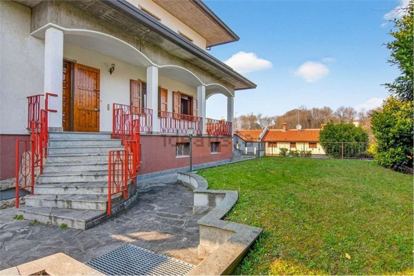 appartamento in vendita ad Inverigo