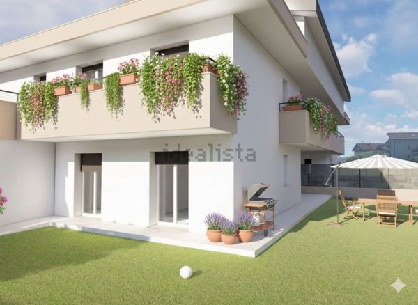 appartamento in vendita ad Inverigo