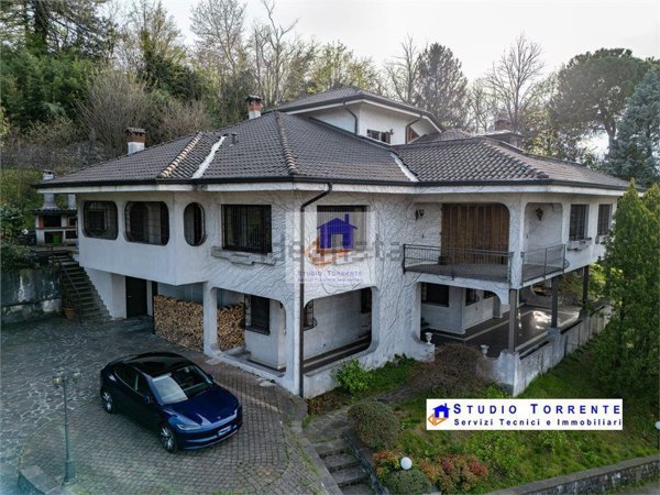 casa indipendente in vendita ad Inverigo