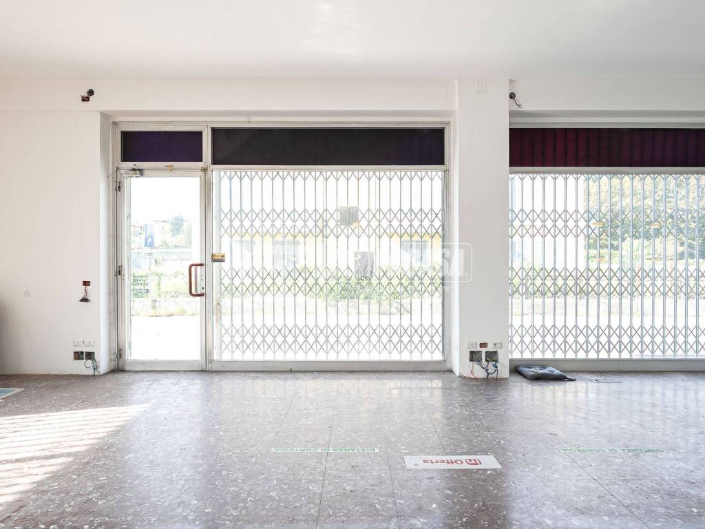 appartamento in vendita ad Inverigo in zona Cremnago