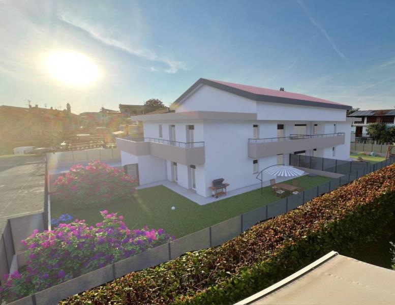 appartamento in vendita ad Inverigo in zona Romanò