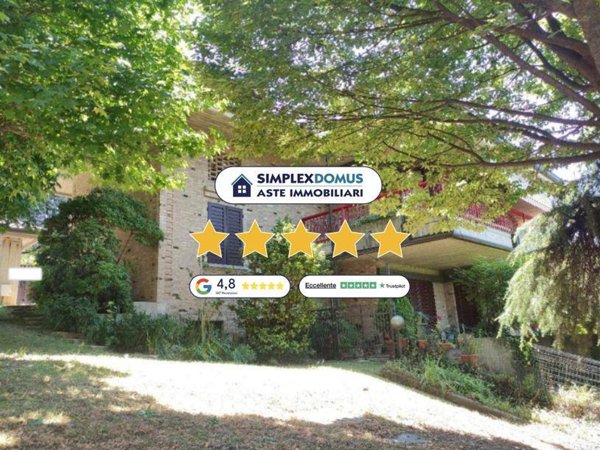 casa indipendente in vendita ad Inverigo in zona Cremnago