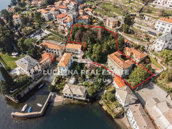 casa indipendente in vendita a Laglio