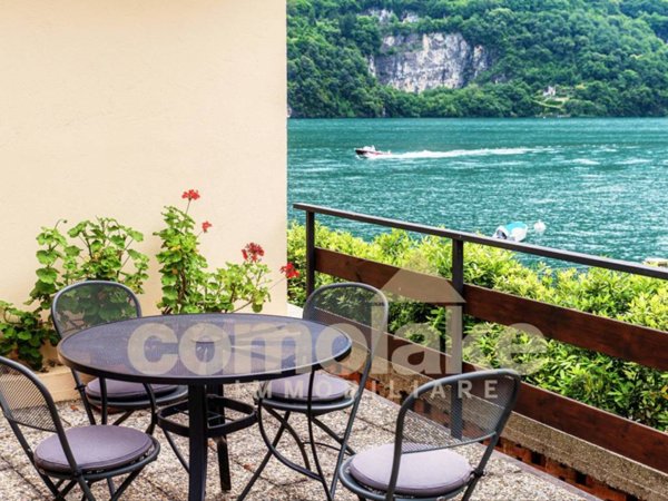 appartamento in vendita a Laglio