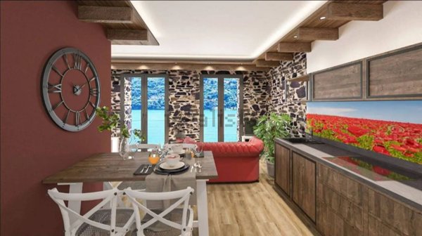 appartamento in vendita a Laglio