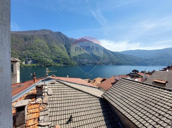appartamento in vendita a Laglio