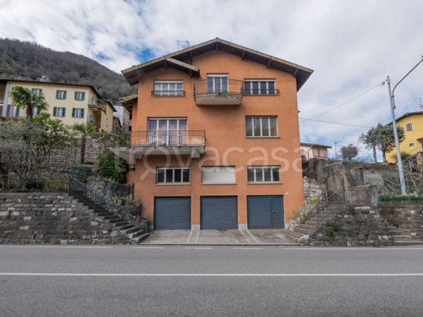 casa indipendente in vendita a Laglio