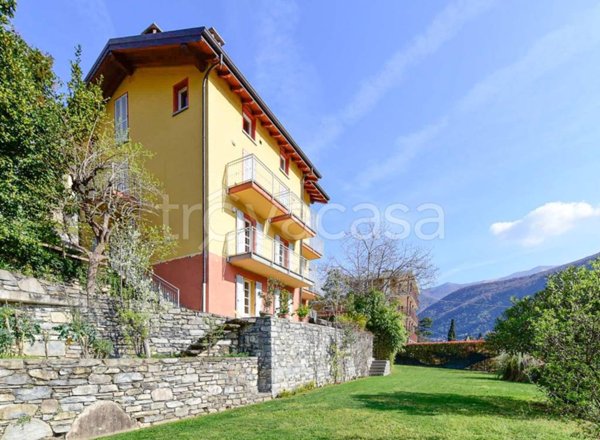 casa indipendente in vendita a Laglio