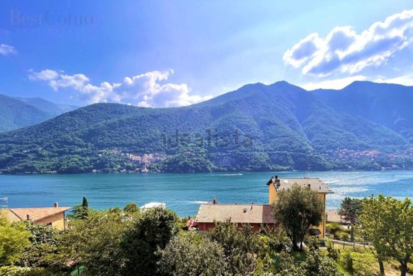 casa indipendente in vendita a Laglio