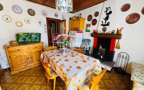 appartamento in vendita a Laglio