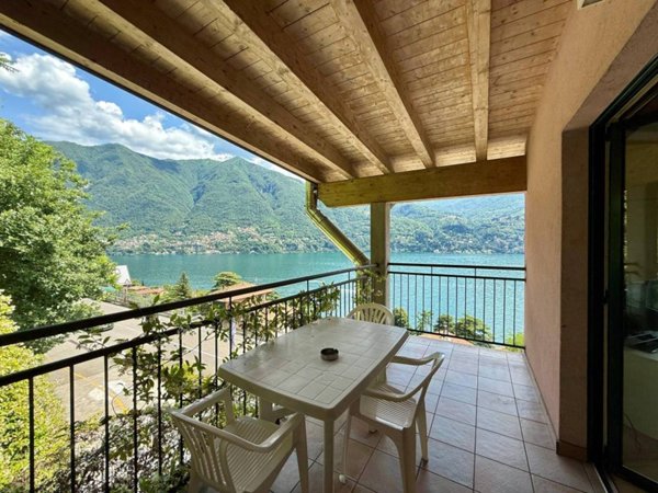 appartamento in vendita a Laglio