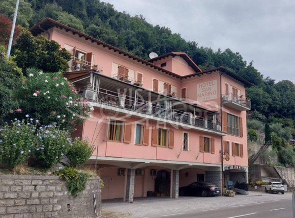 negozio in vendita a Laglio