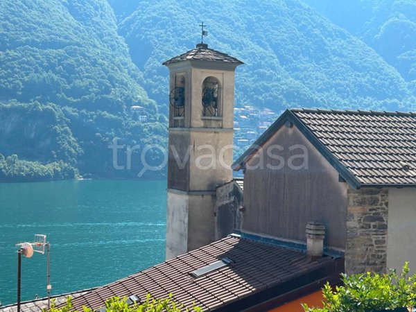appartamento in vendita a Laglio