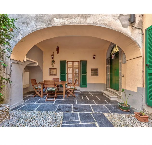 appartamento in vendita a Laglio