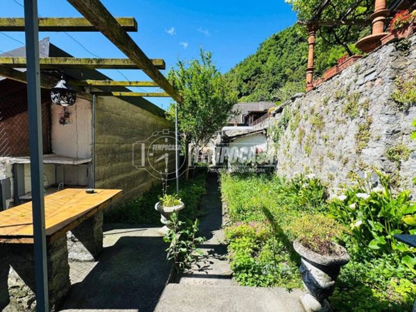 appartamento in vendita a Laglio