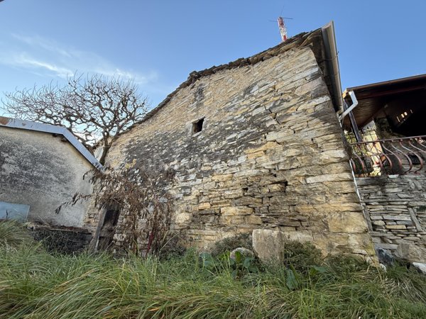 casa indipendente in vendita a Laglio