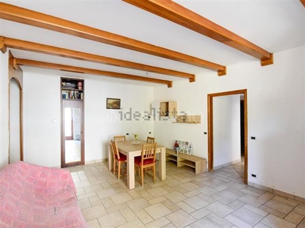 appartamento in vendita a Laglio