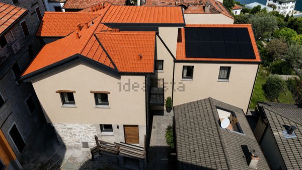 appartamento in vendita a Laglio