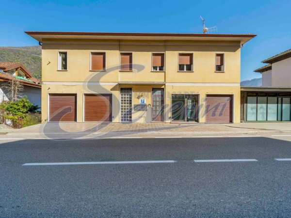 appartamento in vendita a Laglio