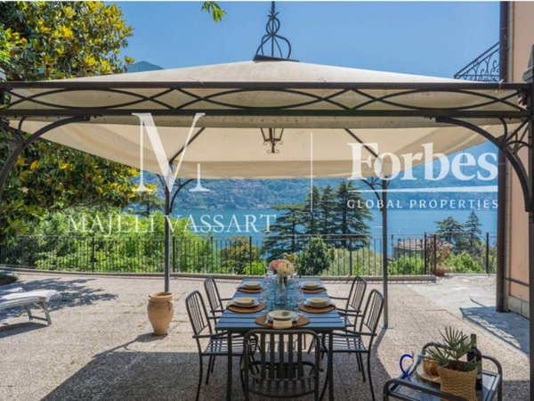 casa indipendente in vendita a Laglio